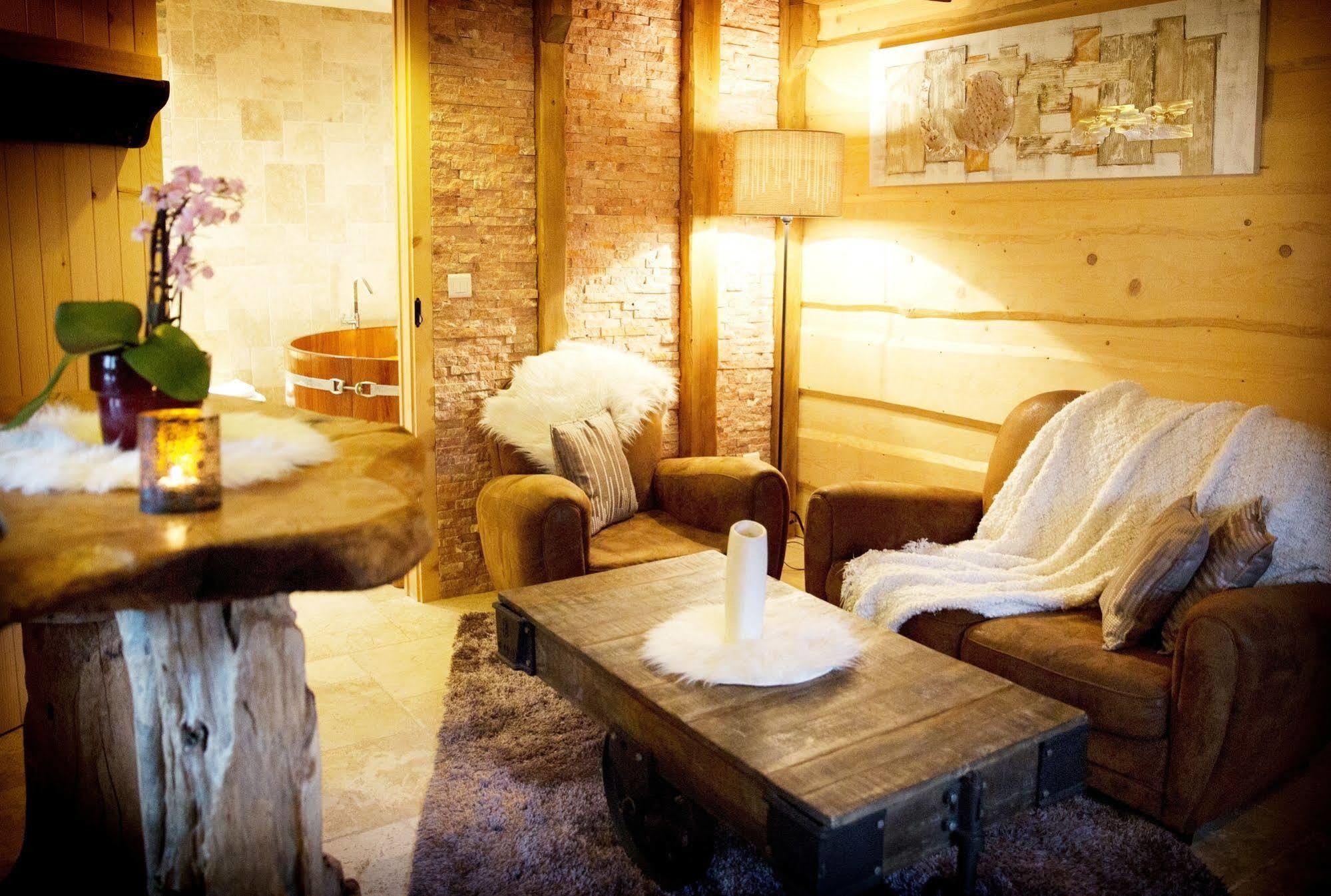 Domaine Du Haut Jardin Hotel & Chalets Spa Prive Rehaupal Buitenkant foto